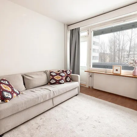 -- 2ndhomes 1br With Balcony Next To Tram Lines -- Helsinki